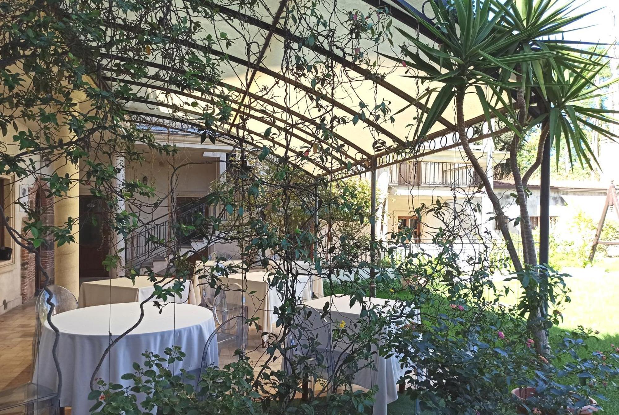 Blao Boutique Hotel Oristano Exterior foto